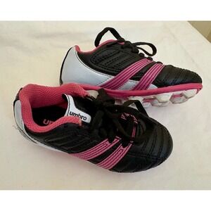 Umbro Corsica Engage Kids Soccer Cleats Black Pink White YFW0033 Size 8K